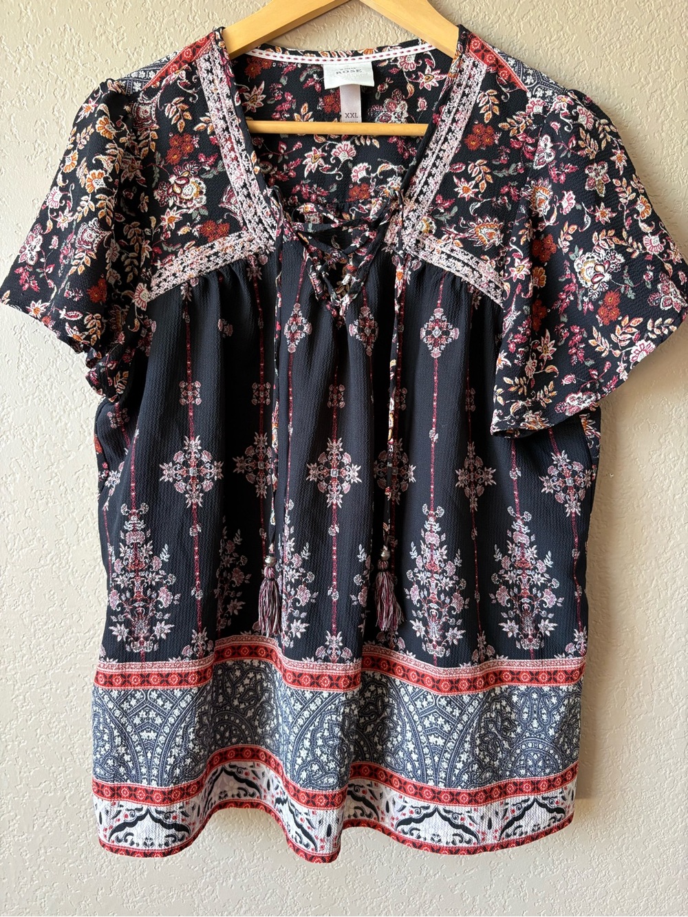Knox Rose XXL Black Floral Short Sleeve Boho Blouse Flutter Sleeve Tassel